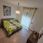 Apartment Kira 2